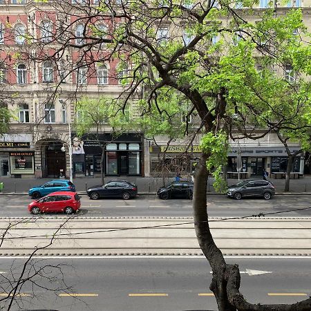 Luxury Apartment In The Central Budapest Exterior photo